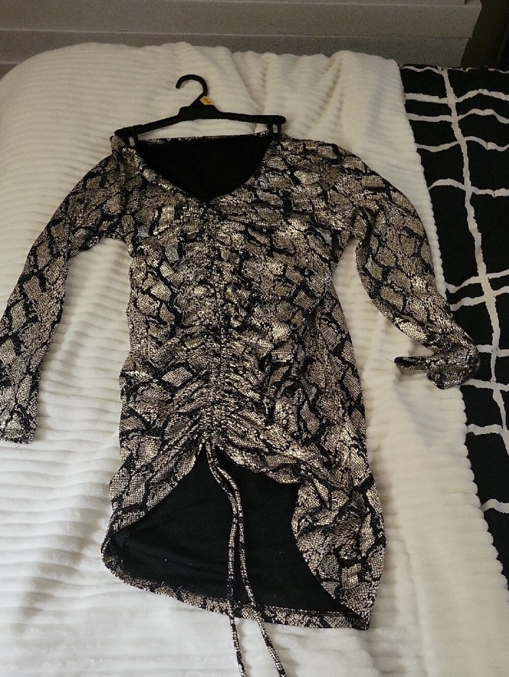 Fashion Nova Black and Silver Snakeskin Ruched Long Sleeve Dress - Picture 5 of 10